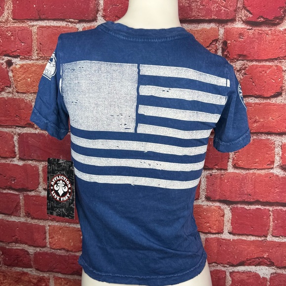 Affliction Women’s Short Sleeve Graphic T-Shirt -Size: Large -NWT - Picture 9 of 11